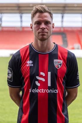 Simon Lorenz (32, FCI); FC Ingolstadt 04; 3.Liga, Porträttermin 2024 2025, ; FC Ingolstadt 04 Saison 2024 2025 photoshoot, Headshot, Porträt, Vorstellung, Präsentation, Pressetermin, Fußball, GER