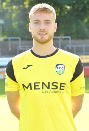 27.07.2024, GER, Fussball, Regionalliga West, Saison 2024 2025, Ohlendorfstadion im Heidewald, Gütersloh FC Gütersloh Fototermin 2024 2025 Roman Schabbing (FC Gütersloh), Aktion, Einzelbild, Hoch, Portrait