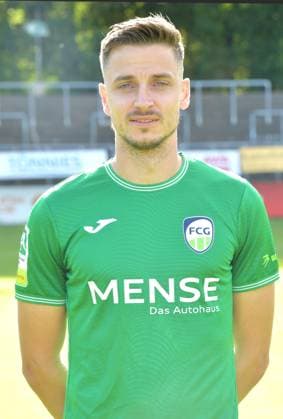 27.07.2024, GER, Fussball, Regionalliga West, Saison 2024 2025, Ohlendorfstadion im Heidewald, Gütersloh FC Gütersloh Fototermin 2024 2025 Patrik Twardzik (FC Gütersloh), Aktion, Einzelbild, Hoch, Portrait