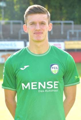27.07.2024, GER, Fussball, Regionalliga West, Saison 2024 2025, Ohlendorfstadion im Heidewald, Gütersloh FC Gütersloh Fototermin 2024 2025 Aleksandar Kandic (FC Gütersloh), Aktion, Einzelbild, Hoch, Portrait