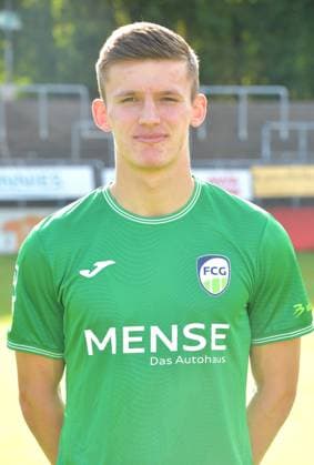 27.07.2024, GER, Fussball, Regionalliga West, Saison 2024 2025, Ohlendorfstadion im Heidewald, Gütersloh FC Gütersloh Fototermin 2024 2025 Aleksandar Kandic (FC Gütersloh), Aktion, Einzelbild, Hoch, Portrait