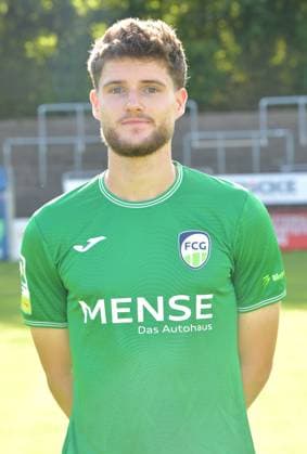 27.07.2024, GER, Fussball, Regionalliga West, Saison 2024 2025, Ohlendorfstadion im Heidewald, Gütersloh FC Gütersloh Fototermin 2024 2025 Justus Henke (FC Gütersloh), Aktion, Einzelbild, Hoch, Portrait