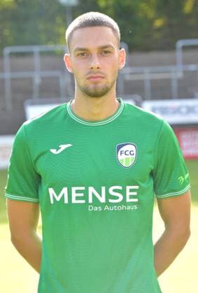 27.07.2024, GER, Fussball, Regionalliga West, Saison 2024 2025, Ohlendorfstadion im Heidewald, Gütersloh FC Gütersloh Fototermin 2024 2025 Grigorijs Degtjarevs (FC Gütersloh), Aktion, Einzelbild, Hoch, Portrait