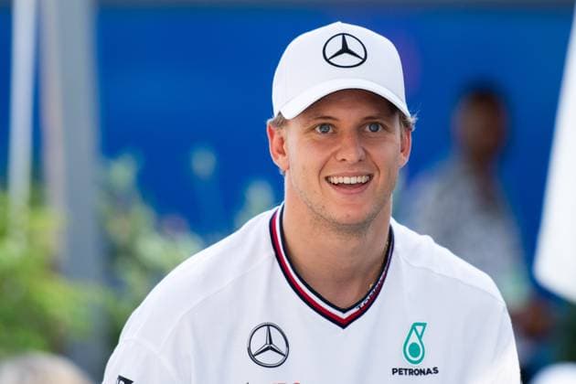 Mick Schumacher (Mercedes AMG Petronas Formula One Team, Test- und Ersatzfahrer) lacht, HUN, Formel 1 Weltmeisterschaft, Grand Prix von Ungarn, Hungaroring, Media Day, 18.07.2024 HUN, Formel 1 Weltmeisterschaft, Grand Prix von Ungarn, Hungaroring, Media Day, 18.07.2024 Mogyorod Copyright: xEibner-Pressefoto Memmlerx EP_MMR