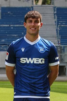 Benedikt Bauer; Karlsruher SC 26 GER, Karlsruher SC, Fussball, 2. Bundesliga, Portraetermin 2024 2025, 18.07.2024 GER, Karlsruher SC, Fussball, 2. Bundesliga, Portraetermin 2024 2025, 18.07.2024 Karlsruhe Copyright: xEibner-Pressefoto JanxPrihodax EP_JPA