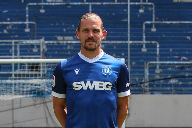 Sebastian Jung; Karlsruher SC 02 GER, Karlsruher SC, Fussball, 2. Bundesliga, Portraetermin 2024 2025, 18.07.2024 GER, Karlsruher SC, Fussball, 2. Bundesliga, Portraetermin 2024 2025, 18.07.2024 Karlsruhe Copyright: xEibner-Pressefoto JanxPrihodax EP_JPA