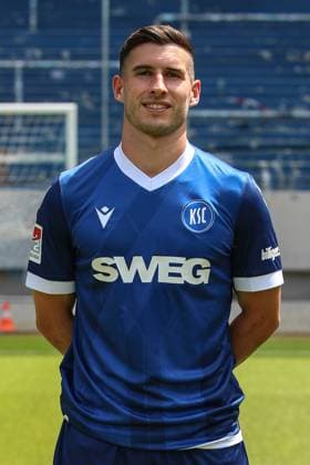 Robin Heusser; Karlsruher SC 05 GER, Karlsruher SC, Fussball, 2. Bundesliga, Portraetermin 2024 2025, 18.07.2024 GER, Karlsruher SC, Fussball, 2. Bundesliga, Portraetermin 2024 2025, 18.07.2024 Karlsruhe Copyright: xEibner-Pressefoto JanxPrihodax EP_JPA