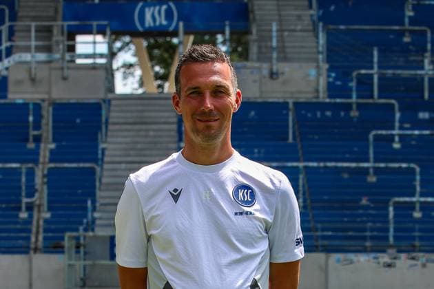 Christian Eichner; Karlsruher SC Trainer GER, Karlsruher SC, Fussball, 2. Bundesliga, Portraetermin 2024 2025, 18.07.2024 GER, Karlsruher SC, Fussball, 2. Bundesliga, Portraetermin 2024 2025, 18.07.2024 Karlsruhe Copyright: xEibner-Pressefoto JanxPrihodax EP_JPA
