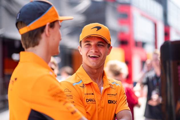 Lando Norris (McLaren Formula 1 Team, Großbritannien, 04), davor Oscar Piastri (McLaren Formula 1 Team, Australien, 81), HUN, Formel 1 Weltmeisterschaft, Grand Prix von Ungarn, Hungaroring, Ankunft der Fahrer, 19.07.2024 HUN, Formel 1 Weltmeisterschaft, Grand Prix von Ungarn, Hungaroring, Ankunft der Fahrer, 19.07.2024 Mogyorod Copyright: xEibner-Pressefoto Memmlerx EP_MMR