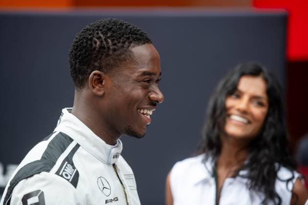 Damson Idris (Schauspieler, Großbritannien, alias Joshua Pearce, APX GP) bei Dreharbeiten zum Apple Movie F1 Kinofilm Apex, HUN, Formel 1 Weltmeisterschaft, Grand Prix von Ungarn, Hungaroring, Raceday, Ankunft der Fahrer, 21.07.2024 HUN, Formel 1 Weltmeisterschaft, Grand Prix von Ungarn, Hungaroring, Raceday, Ankunft der Fahrer, 21.07.2024 Mogyorod Copyright: xEibner-Pressefoto Memmlerx EP_MMR