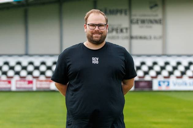 Teammanager Mirko Leesemann; SC Verl; 3.Liga, Porträttermin 2024 2025 GER, Portraettermin SC Verl, Fussball, 3. Liga, Spielzeit 2024 2025, 21.07.2024 DFL Regulations prohibit any use of photographers as image sequences and or quasi-video. GER, Portraettermin SC Verl, Fussball, 3. Liga, Spielzeit 2024 2025, 21.07.2024 Verl Copyright: xJanxStrohdiekx JSK