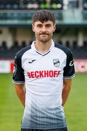 Tom Baack; SC Verl; 3.Liga, Porträttermin 2024 2025 GER, Portraettermin SC Verl, Fussball, 3. Liga, Spielzeit 2024 2025, 21.07.2024 DFL Regulations prohibit any use of photographers as image sequences and or quasi-video. GER, Portraettermin SC Verl, Fussball, 3. Liga, Spielzeit 2024 2025, 21.07.2024 Verl Copyright: xJanxStrohdiekx JSK