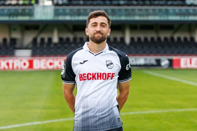 Berkan Taz; SC Verl; 3.Liga, Porträttermin 2024 2025 GER, Portraettermin SC Verl, Fussball, 3. Liga, Spielzeit 2024 2025, 21.07.2024 DFL Regulations prohibit any use of photographers as image sequences and or quasi-video. GER, Portraettermin SC Verl, Fussball, 3. Liga, Spielzeit 2024 2025, 21.07.2024 Verl Copyright: xJanxStrohdiekx JSK