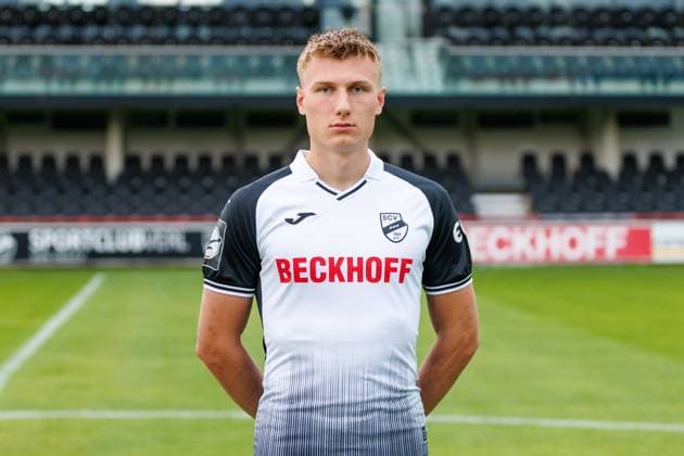 Eduard Probst; SC Verl; 3.Liga, Porträttermin 2024 2025 GER, Portraettermin SC Verl, Fussball, 3. Liga, Spielzeit 2024 2025, 21.07.2024 DFL Regulations prohibit any use of photographers as image sequences and or quasi-video. GER, Portraettermin SC Verl, Fussball, 3. Liga, Spielzeit 2024 2025, 21.07.2024 Verl Copyright: xJanxStrohdiekx JSK