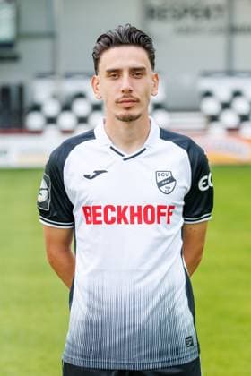 Timur Gayret; SC Verl; 3.Liga, Porträttermin 2024 2025 GER, Portraettermin SC Verl, Fussball, 3. Liga, Spielzeit 2024 2025, 21.07.2024 DFL Regulations prohibit any use of photographers as image sequences and or quasi-video. GER, Portraettermin SC Verl, Fussball, 3. Liga, Spielzeit 2024 2025, 21.07.2024 Verl Copyright: xJanxStrohdiekx JSK