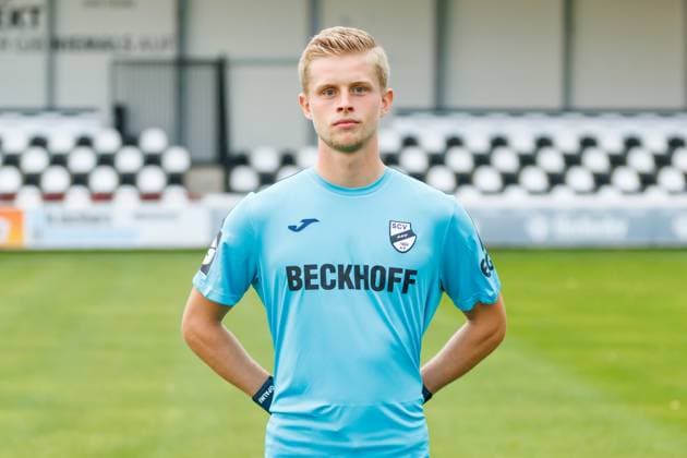 Marlon Zacharias; SC Verl; 3.Liga, Porträttermin 2024 2025 GER, Portraettermin SC Verl, Fussball, 3. Liga, Spielzeit 2024 2025, 21.07.2024 DFL Regulations prohibit any use of photographers as image sequences and or quasi-video. GER, Portraettermin SC Verl, Fussball, 3. Liga, Spielzeit 2024 2025, 21.07.2024 Verl Copyright: xJanxStrohdiekx JSK