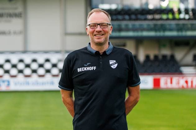 Vorstand Raimund Bertels; SC Verl; 3.Liga, Porträttermin 2024 2025 GER, Portraettermin SC Verl, Fussball, 3. Liga, Spielzeit 2024 2025, 21.07.2024 DFL Regulations prohibit any use of photographers as image sequences and or quasi-video. GER, Portraettermin SC Verl, Fussball, 3. Liga, Spielzeit 2024 2025, 21.07.2024 Verl Copyright: xJanxStrohdiekx JSK