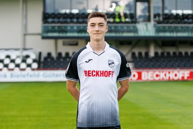 Tim Koehler; SC Verl; 3.Liga, Porträttermin 2024 2025 GER, Portraettermin SC Verl, Fussball, 3. Liga, Spielzeit 2024 2025, 21.07.2024 DFL Regulations prohibit any use of photographers as image sequences and or quasi-video. GER, Portraettermin SC Verl, Fussball, 3. Liga, Spielzeit 2024 2025, 21.07.2024 Verl Copyright: xJanxStrohdiekx JSK