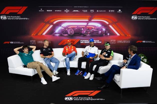 Sport Bilder des Tages STROLL Lance (can), Aston Martin F1 Team AMR24, portrait MAGNUSSEN Kevin (den), Haas F1 Team VF-24 Ferrari, portrait SAINZ Carlos (spa), Scuderia Ferrari SF-24, portrait RICCIARDO Daniel (aus), Visa Cash App RB F1 Team VCARB 01, portrait BOTTAS Valtteri (fin), Stake F1 Team Kick Sauber C44, portrait press conference, PK, Pressekonferenz during the Formula 1 Rolex Belgian Grand Prix 2024, 14th round of the 2024 Formula One World Championship, WM, Weltmeisterschaft from July 26 to 28, 2024 on the Circuit de Spa-Francorchamps, in Stavelot, Belgium - F1 - BELGIAN GRAND PRIX 2024 DPPI Panoramic 240725_R14_BELGIO_DP_JFR64577.CR3 -Aprimorado-NR