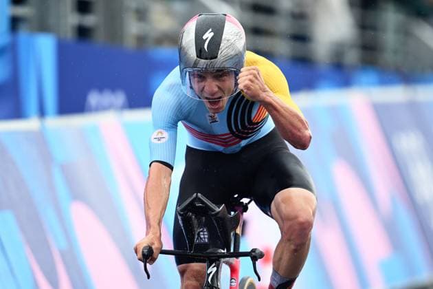 OLY24 CYCLING ROAD, Belgian cyclist Remco Evenepoel reacts after winning the the Men?s Individual Time Trial at Pont Alexandre III as part of the 2024 Paris Olympic Games, Olympische Spiele, Olympia, OS in Paris, France, Saturday, July 27, 2024. ( NO ARCHIVING, EDITORIAL USE ONLY, NO USE IN BOOKS WITHOUT CONSENT PARIS FRANCE Copyright: xJOELxCARRETTx 20240728155319761930