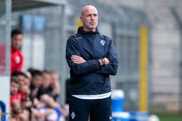 Marco Antwerpen (Trainer, Cheftrainer, SVWM), Einzelbild, Einzelfoto, Aktion, Action, 27.07.2024, Mannheim (Deutschland), Fussball, Testspiel, SV Waldhof Mannheim - RWD Molenbeek (Belgien), 27.07.2024, Mannheim (Deutschland), Fussball, Testspiel, SV Waldhof Mannheim - RWD Molenbeek (Belgien), DFB DFL REGULATIONS PROHIBIT ANY USE OF PHOTOGRAPHS AS IMAGE SEQUENCES AND OR QUASI-VIDEO.