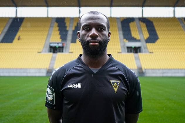 Ulrich Bapoh (Alemannia Aachen, 16)¨ GER, Alemannia Aachen, Fußball, 3. Liga, Saison 2024 2025, 31.07.2024 GER, Alemannia Aachen, Fußball, 3. Liga, Saison 2024 2025, Mediaday, Spielerportraits, 31.07.2024 Aachen Copyright: xEibner-Pressefoto JustinxAlexandx EP_JDU