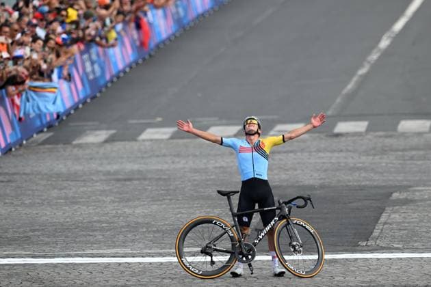 OLY24 CYCLING, Remco Evenepoel of Belgium reacts after winning the Mens Road Race at the Trocadero as part of the the 2024 Paris Olympic Games, Olympische Spiele, Olympia, OS in Paris, France, Saturday, August 03, 2024. ( NO ARCHIVING, EDITORIAL USE ONLY, NO USE IN BOOKS WITHOUT CONSENT PARIS FRANCE Copyright: xJOELxCARRETTx 20240804181774839420