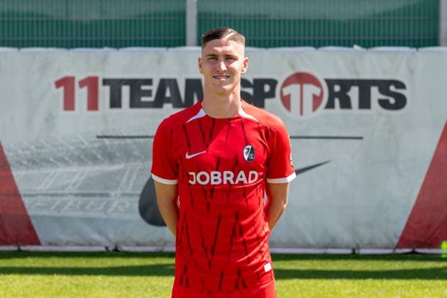 Roland Sallai; SC Freiburg, 22; GER, SC Freiburg, 1.BL, Portraettermin 2024 2025, 08.08.2024, GER, SC Freiburg, 1.BL, Portraettermin 2024 2025, 08.08.2024 Freiburg Copyright: xEibner-Pressefoto WolfgangxFrankx EP_WFK