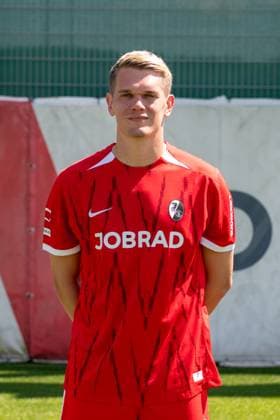 Matthias Ginter; SC Freiburg, 28; GER, SC Freiburg, 1.BL, Portraettermin 2024 2025, 08.08.2024, GER, SC Freiburg, 1.BL, Portraettermin 2024 2025, 08.08.2024 Freiburg Copyright: xEibner-Pressefoto WolfgangxFrankx EP_WFK