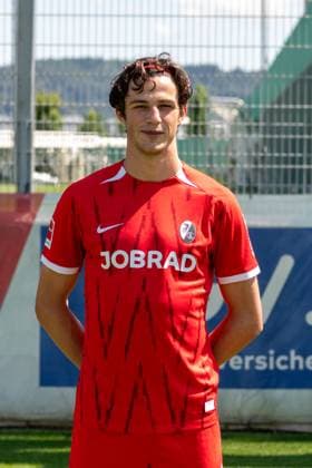Merlin Roehl; SC Freiburg, 34; GER, SC Freiburg, 1.BL, Portraettermin 2024 2025, 08.08.2024, GER, SC Freiburg, 1.BL, Portraettermin 2024 2025, 08.08.2024 Freiburg Copyright: xEibner-Pressefoto WolfgangxFrankx EP_WFK