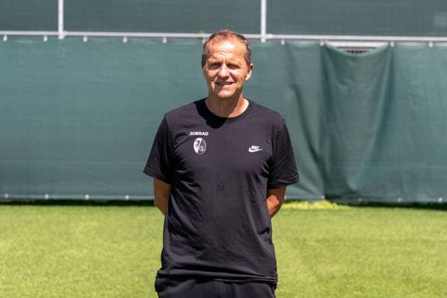 Uwe Vetter; SC Freiburg, Masseur, Sportphysiotherapeut; GER, SC Freiburg, 1.BL, Portraettermin 2024 2025, 08.08.2024, GER, SC Freiburg, 1.BL, Portraettermin 2024 2025, 08.08.2024 Freiburg Copyright: xEibner-Pressefoto WolfgangxFrankx EP_WFK