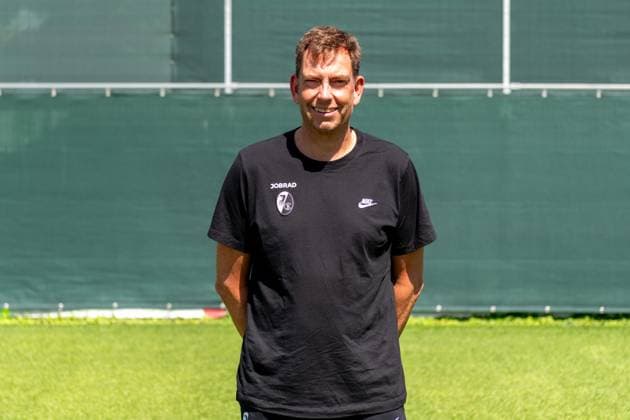 Markus Behrens; SC Freiburg, Physiotherapeut; GER, SC Freiburg, 1.BL, Portraettermin 2024 2025, 08.08.2024, GER, SC Freiburg, 1.BL, Portraettermin 2024 2025, 08.08.2024 Freiburg Copyright: xEibner-Pressefoto WolfgangxFrankx EP_WFK