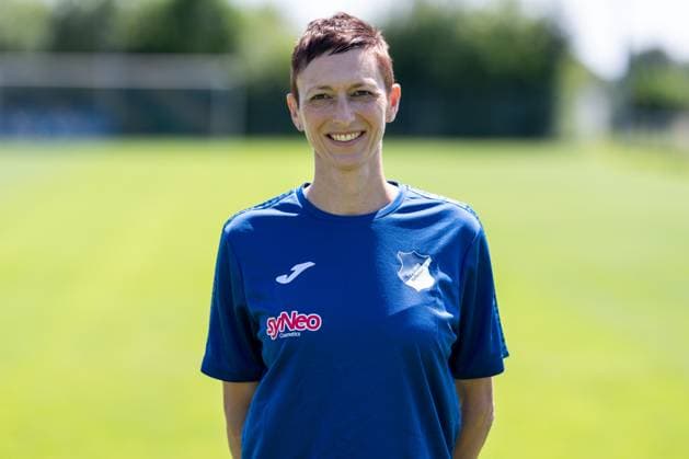 Dr. Jutta Bletzer (Mannschaftsärztin, TSG 1899 Hoffenheim), Einzelbild, Einzelfoto, Aktion, Action, Porträt, Portrait, 29.07.2024, St.Leon-Rot (Deutschland), Fussball, Frauen, TSG 1899 Hoffenheim Porträttermin 2024 25