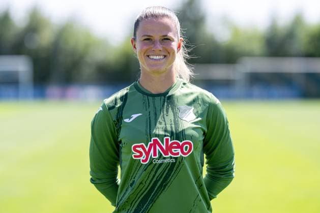 Martina Tufekovic (Torwart, Torhüterin, TSG, 1), Einzelbild, Einzelfoto, Aktion, Action, Porträt, Portrait, 29.07.2024, St.Leon-Rot (Deutschland), Fussball, Frauen, TSG 1899 Hoffenheim Porträttermin 2024 25