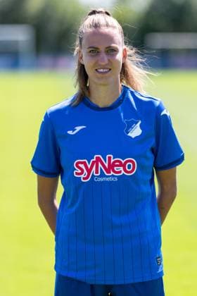 Franziska Harsch (TSG, 17), Einzelbild, Einzelfoto, Aktion, Action, Porträt, Portrait, 29.07.2024, St.Leon-Rot (Deutschland), Fussball, Frauen, TSG 1899 Hoffenheim Porträttermin 2024 25