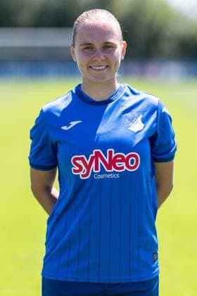 Marie Steiner (TSG, 19), Einzelbild, Einzelfoto, Aktion, Action, Porträt, Portrait, 29.07.2024, St.Leon-Rot (Deutschland), Fussball, Frauen, TSG 1899 Hoffenheim Porträttermin 2024 25