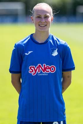 Feli Delacauw (TSG, 24), Einzelbild, Einzelfoto, Aktion, Action, Porträt, Portrait, 29.07.2024, St.Leon-Rot (Deutschland), Fussball, Frauen, TSG 1899 Hoffenheim Porträttermin 2024 25