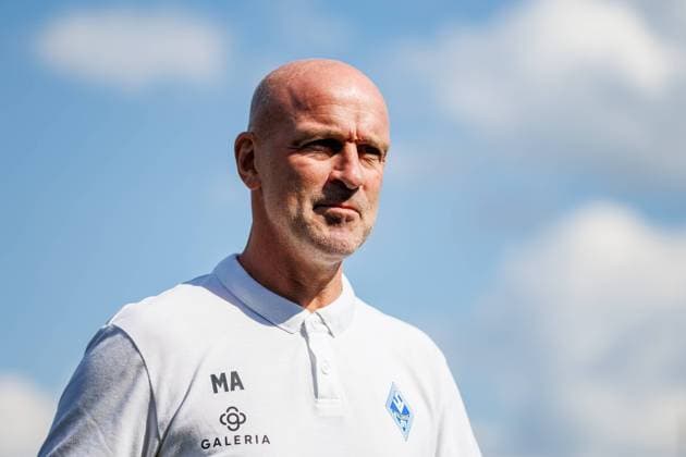 Marco Antwerpen (SV Waldhof Mannheim 07, Cheftrainer) GER, SC Verl vs. SV Waldhof Mannheim 07, Fussball, 3. Liga, 3. Spieltag, Spielzeit 2024 2025, 25.08.2024 DFL Regulations prohibit any use of photographers as image sequences and or quasi-video. GER, SC Verl vs. SV Waldhof Mannheim 07, Fussball, 3. Liga, 3. Spieltag, Spielzeit 2024 2025, 25.08.2024 Verl Copyright: xEibner-Pressefotox xJanxRollingerx EP_JSK