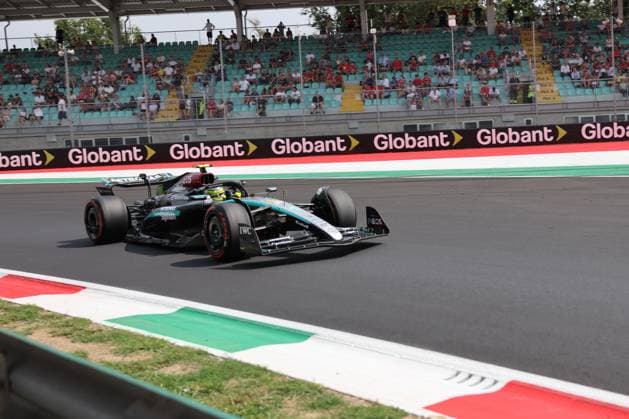 Lewis Hamilton (Mercedes AMG Petronas Formula One Team, 44), Freies Training 3, Free Practice 3, FP3, ITA, Formel 1 Weltmeisterschaft, Italian Grand Prix, Autodromo Nazionale Monza, 31.08.2024 ITA, Formel 1 Weltmeisterschaft, Italian Grand Prix, Italien, Autodromo Nazionale Monza, 31.08.2024 Monza Copyright: xEibner-Pressefoto AnnikaxGrafx EP_AGF