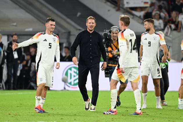07.09.2024, xsltx, Fussball UEFA Nations League 2024, Deutschland - Ungarn emspor, v.l. Freude im deutschen Team nach dem 5:0 gegen Ungarn: Pascal Groß (Deutsche Nationalmannschaft), Julian Nagelsmann (Bundestrainer Deutsche Nationalmannschaft), Maximilian Beier (Deutsche Nationalmannschaft), Niclas Füllkrug (Deutsche Nationalmannschaft) (DFL DFB REGULATIONS PROHIBIT ANY USE OF PHOTOGRAPHS as IMAGE SEQUENCES and or QUASI-VIDEO)