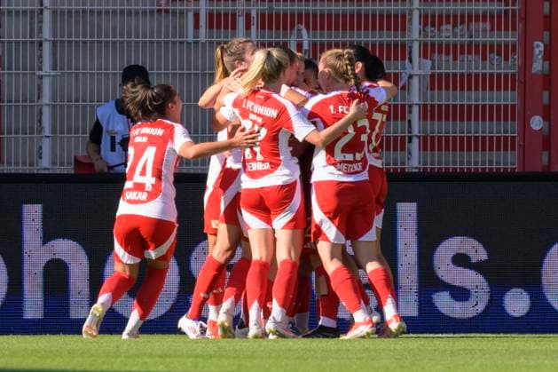 GER, Berlin, Fussball, 1. FC Union Berlin vs Rasenballsport Leipzig - DFB-Pokal, 2. Spieltag, Frauen, Bundesliga, DFB, Spielzeit 2024 2025, Alte Foersterei, Tor zum 1:0 durch Dina Orschmann (Union Berlin 11), Tor, Treffer, Jubel, Torjubel, Freude, Begeisterung, feiert, DFB DFL REGULATIONS PROHIBIT ANY USE OF PHOTOGRAPHS AS IMAGE SEQUENCES AND OR QUASI-VIDEO, 08.09.2024, Copyright: HMBxMedia UwexKoch