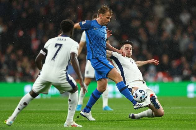 Declan Rice of England makes a challenge England v Finland, UEFA Nations League, League B, Group 2, Football, Wembley Stadium, London, UK, 10 Sep 2024 EDITORIAL USE ONLY No use with unauthorised audio, video, data, fixture lists, club league logos or live services. Online in-match use limited to 120 images, no video emulation. No use in betting, games or single club league player publications. Copyright: xKieranxMcManus Shutterstockx 14706825ay