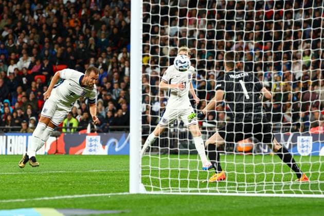 Harry Kane of England scores a goal for their side but it is ruled offside England v Finland, UEFA Nations League, League B, Group 2, Football, Wembley Stadium, London, UK, 10 Sep 2024 EDITORIAL USE ONLY No use with unauthorised audio, video, data, fixture lists, club league logos or live services. Online in-match use limited to 120 images, no video emulation. No use in betting, games or single club league player publications. Copyright: xKieranxMcManus Shutterstockx 14706825be