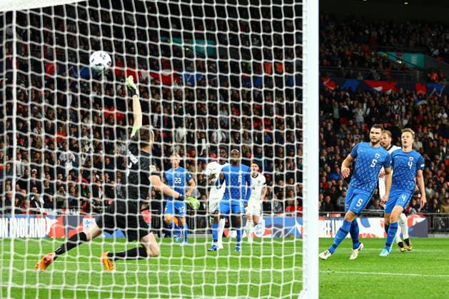 Harry Kane of England scores the opening goal for their side on their 100th cap for the England men s national team, Nationalteam England v Finland, UEFA Nations League, League B, Group 2, Football, Wembley Stadium, London, UK, 10 Sep 2024 EDITORIAL USE ONLY No use with unauthorised audio, video, data, fixture lists, club league logos or live services. Online in-match use limited to 120 images, no video emulation. No use in betting, games or single club league player publications. Copyright: xKieranxMcManus Shutterstockx 14706825ck