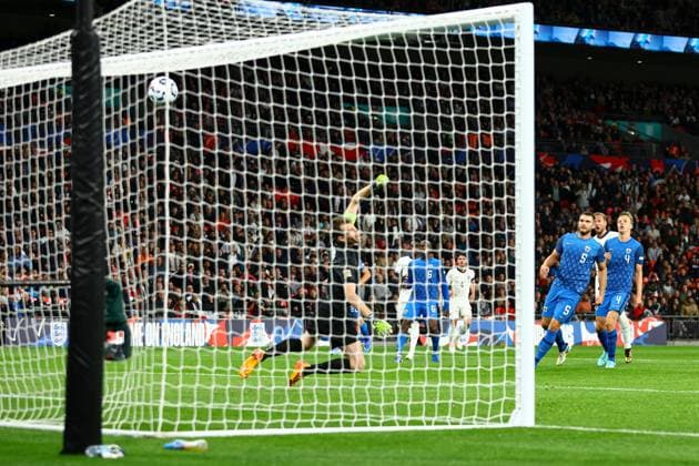 Harry Kane of England scores the opening goal for their side on their 100th cap for the England men s national team, Nationalteam England v Finland, UEFA Nations League, League B, Group 2, Football, Wembley Stadium, London, UK, 10 Sep 2024 EDITORIAL USE ONLY No use with unauthorised audio, video, data, fixture lists, club league logos or live services. Online in-match use limited to 120 images, no video emulation. No use in betting, games or single club league player publications. Copyright: xKieranxMcManus Shutterstockx 14706825cu