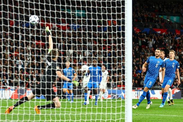Harry Kane of England scores the opening goal for their side on their 100th cap for the England men s national team, Nationalteam England v Finland, UEFA Nations League, League B, Group 2, Football, Wembley Stadium, London, UK, 10 Sep 2024 EDITORIAL USE ONLY No use with unauthorised audio, video, data, fixture lists, club league logos or live services. Online in-match use limited to 120 images, no video emulation. No use in betting, games or single club league player publications. Copyright: xKieranxMcManus Shutterstockx 14706825cs
