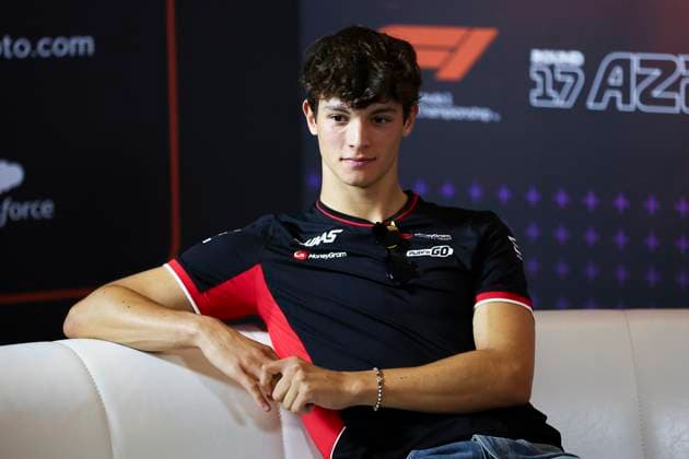BEARMAN Ollie, Haas F1 Team VF-24 Ferrari, portrait, press conference, PK, Pressekonferenz during the Formula 1 Azerbaijan Grand Prix 2024, 17th round of the 2024 Formula One World Championship, WM, Weltmeisterschaft from September 13 to 15, 2024 on the Baku City Circuit, in Baku, Azerbaijan - F1 - AZERBAIJAN GRAND PRIX 2024 DPPI Panoramic 240912_R17_AZERBAIJAN_DP_EA029997