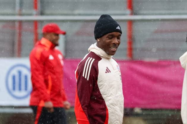 Mathys Tel (FC Bayern Muenchen, 39) beim Training im Regen, Abschlusstraining, FC Bayern Muenchen, Fussball, UEFA Champions League, 1. Spieltag, Saison 24 25, 16.09.2024, Abschlusstraining, FC Bayern Muenchen, Fussball, UEFA Champions League, 1. Spieltag, Saison 24 25, 16.09.2024 Muenchen Copyright: xEibner-Pressefoto JennixMaulx EP_JML