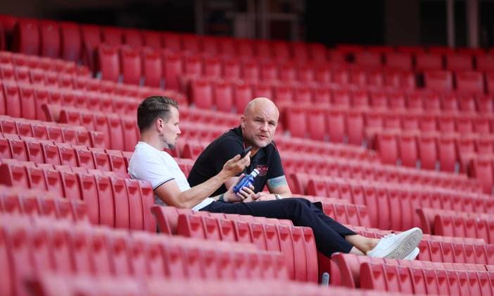 Atletico Madrid - RB Leipzig CL MD-1 Madrid, 18.09.2024, Estadio Wanda Metropolitano, Fussball , UEFA Champions League, 1. Spieltag, Atletico Madrid vs. RB Leipzig , Matchday-1, Abschlusstraining RB Leipzig , Im Bild v.l.: Sebastian Schuppan und Rouven Schröder Schroeder (RBL Sportdirektor) , Only editorial use! , UEFA regulations prohibit any use of photographs as image sequences and or quasi-video ,