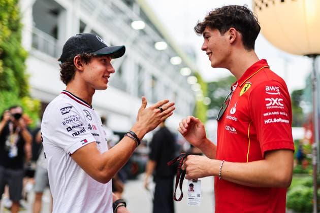 KIMI ANTONELLI Andrea (ita), Junior Driver of Mercedes AMG F1 Team, BEARMAN Oliver, Ferrari Driver Academy, portrait during the Formula 1 Singapore Grand Prix 2024, 18th round of the 2024 Formula One World Championship, WM, Weltmeisterschaft from September 20 to 22, 2024 on the Marina Bay Circuit, in Singapore, Singapore - F1 - SINGAPORE GRAND PRIX 2024 DPPI Panoramic 240919_R18_SINGAPORE_DP_AV3_5544